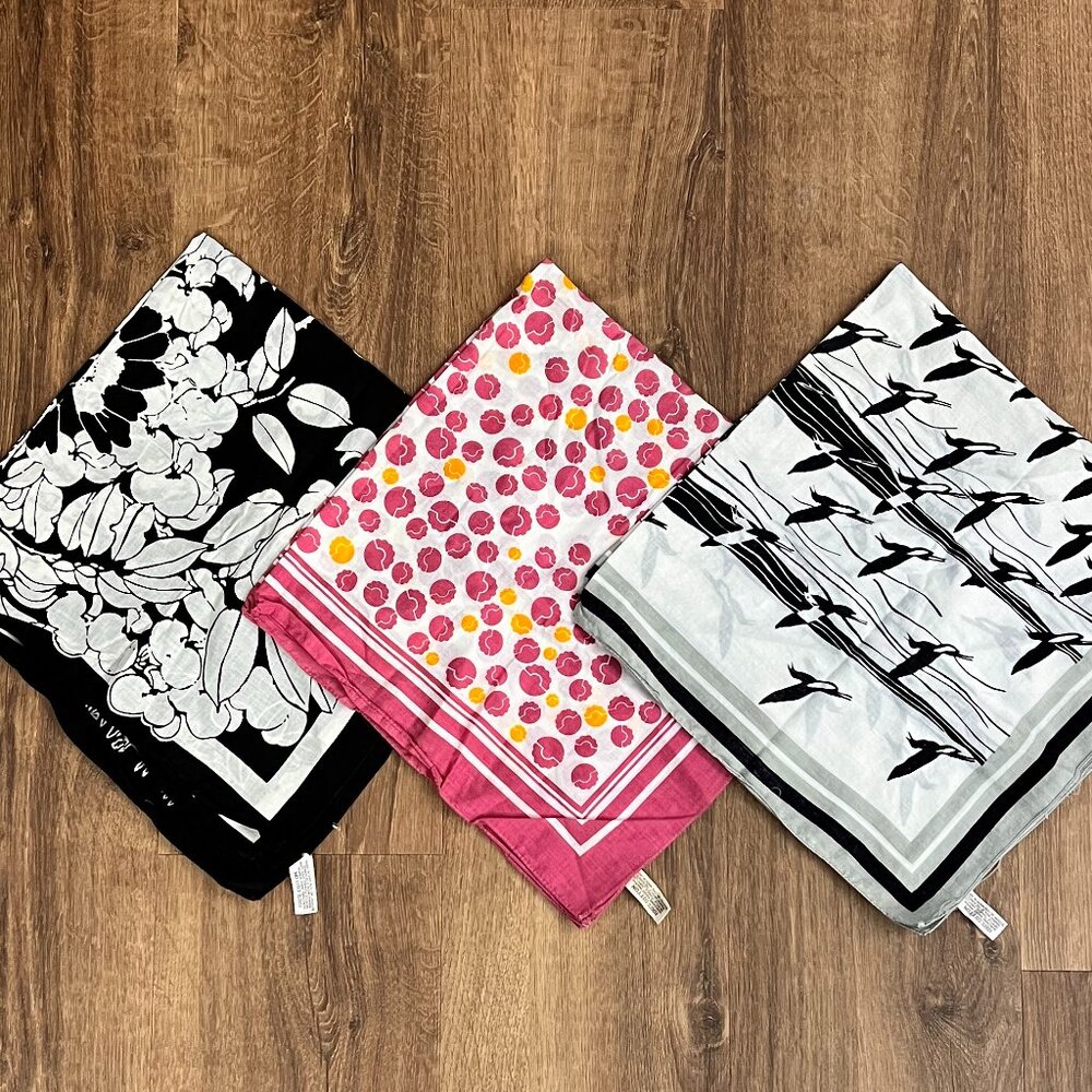Totes Vintage 1970s Mod Rain Scarves Bundle